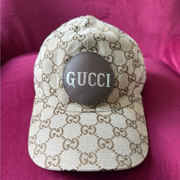 Gucci Beige and Brown Monogram Cap - Picture 1 of 16